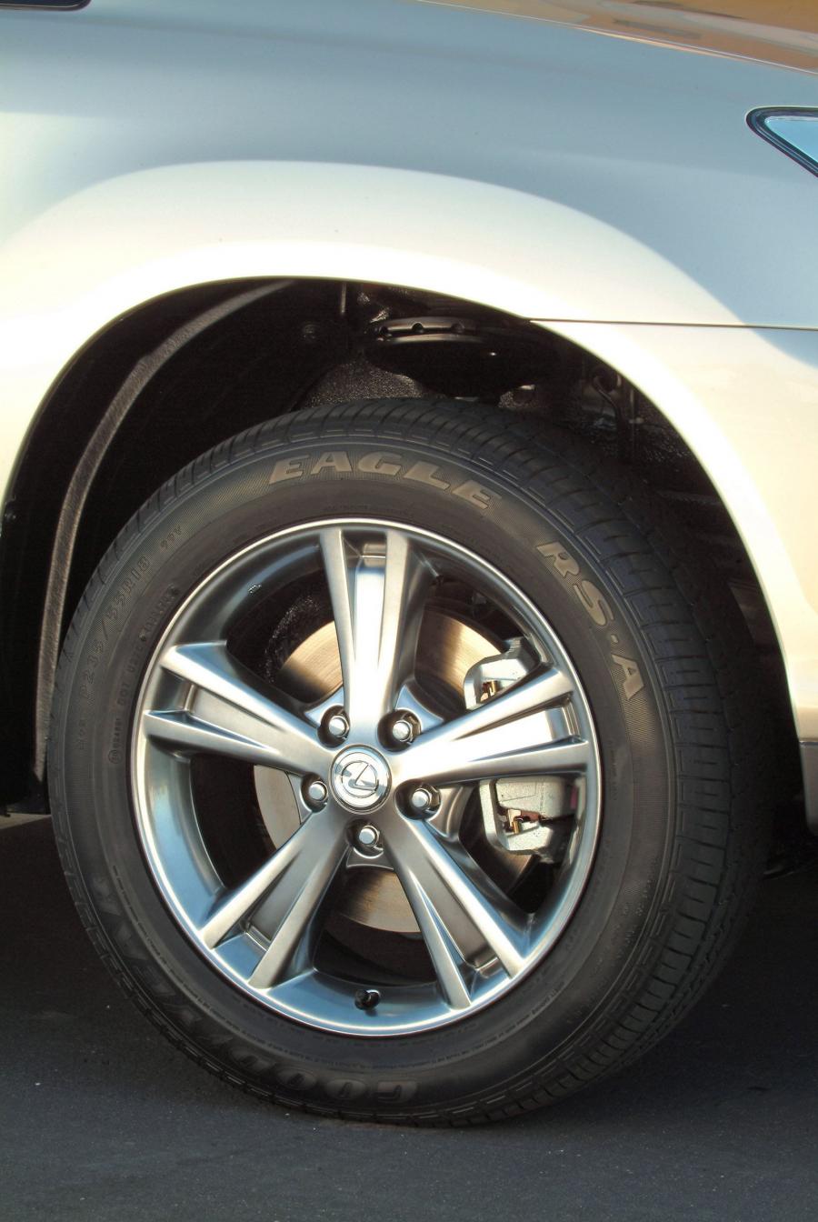  Lexus RX400h 2006 года  (фото 262 из 272)